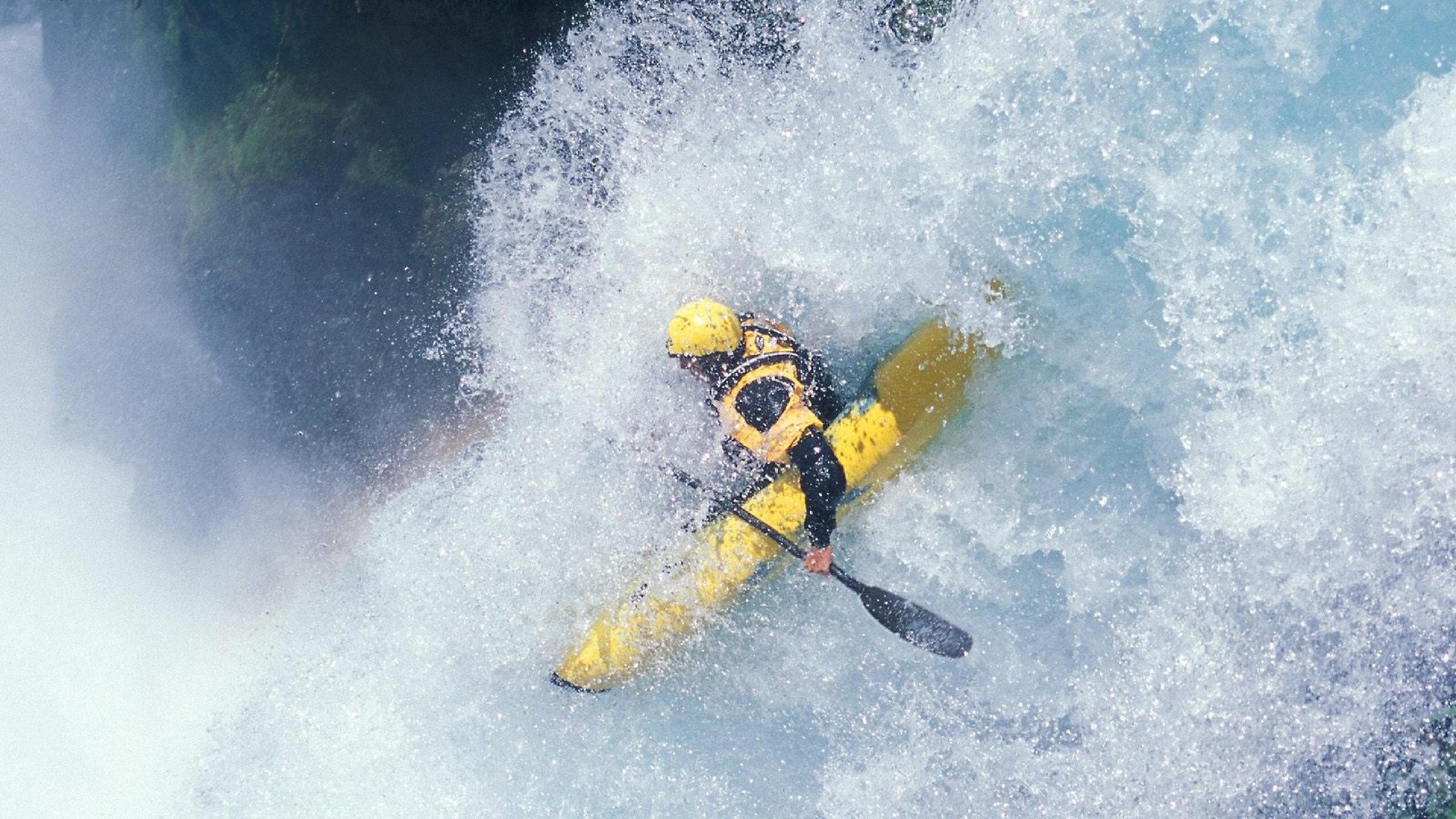 AYX GAMING-格林伍德的冷静应对与出色的球场位置感，帮助袋鼠队稳定防线，格林伍德打什么位置